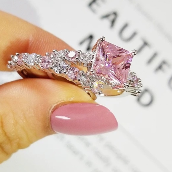 ✨✨Pink Engagement Wedding Ring ✨✨ - Picture 2 of 3